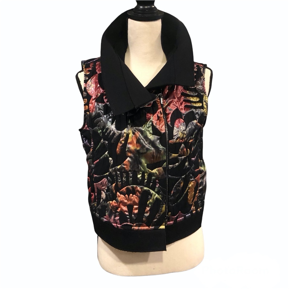 EMPORIO ARMANI MULTICOLOR FLORAL JACQUARD BLACK FELT & WOOL FUNNEL COLLAR VEST